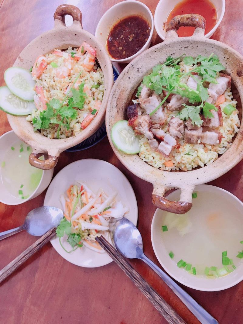 Cơm gà Số Zách