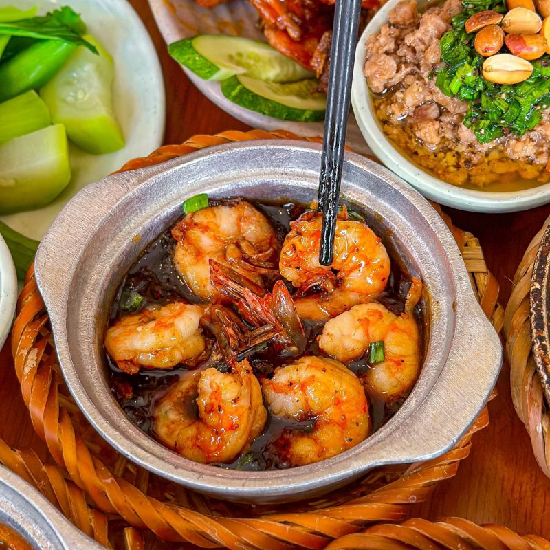 Cơm Niêu Hoa Sữa