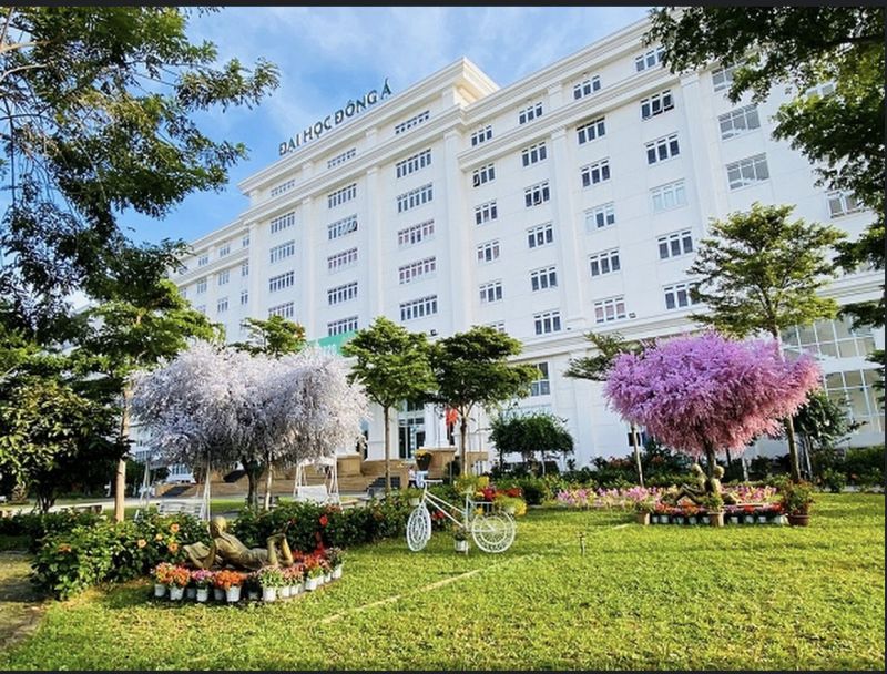 Đại học Đông Á