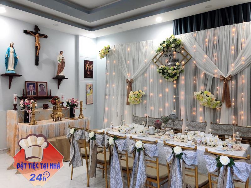 Đặt Tiệc Tại Nhà 24H