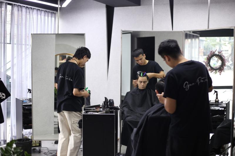 Giun - Men's Hair Designer