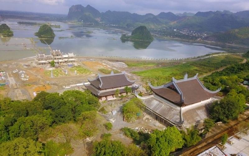 Toàn cảnh khu du lịch sinh thái Tam Chúc