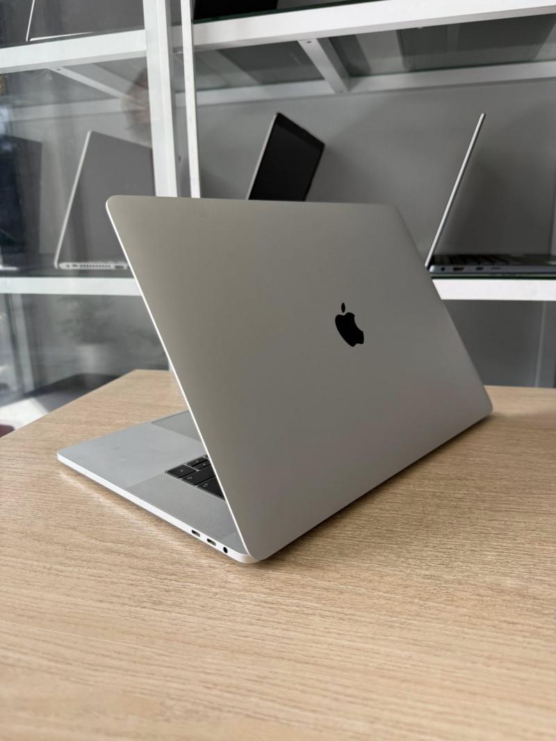 Laptop Việt Tin
