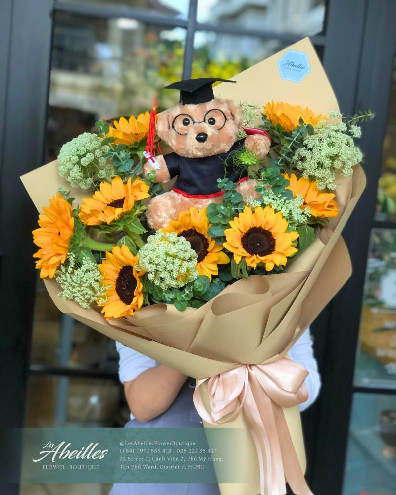 Les Abeilles Flower Boutique
