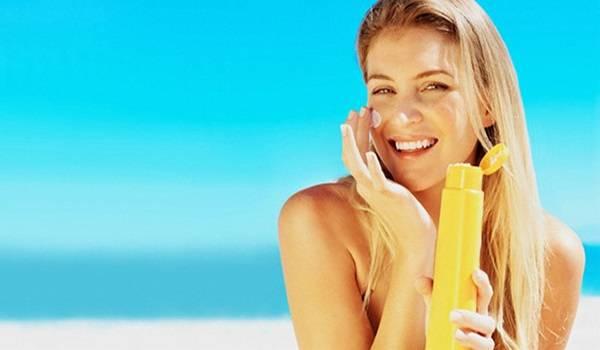 Sử dụng kem chống nắng có chỉ số SPF càng cao thì càng tốt, đây là quan niệm hoàn toàn sai lầm