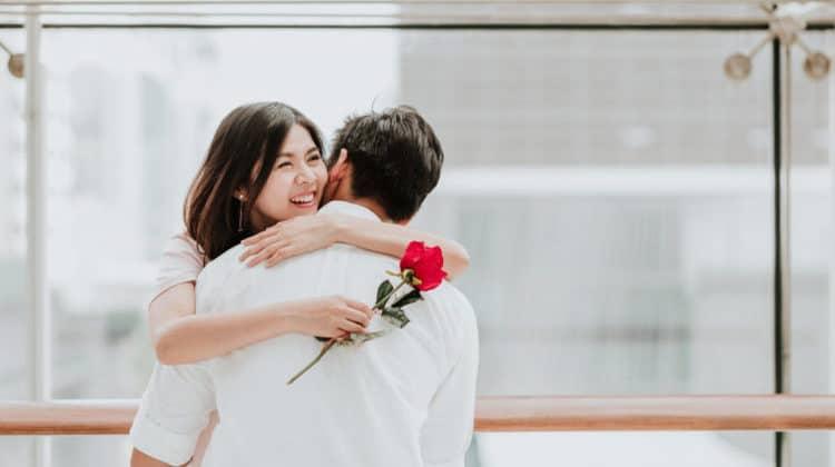Khám phụ khoa khi chồng không chung thủy