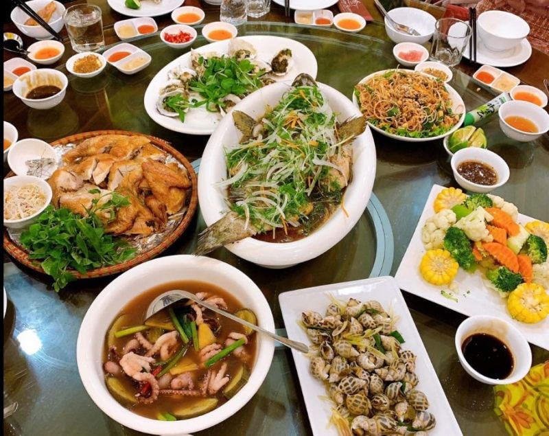 Nhà hàng Hoa Sơn