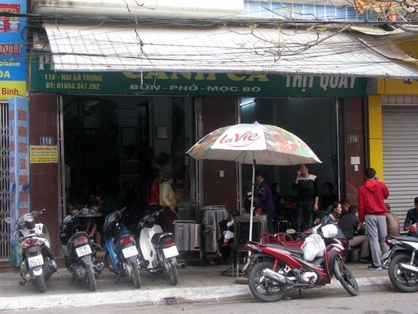 Phố canh cá – đường Hai Bà Trưng. Ảnh: Internet