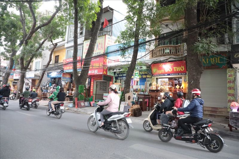 Phố Đê La Thành