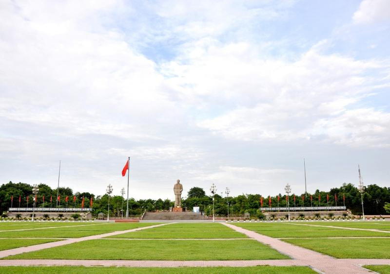 Quảng trường Hồ Chí Minh
