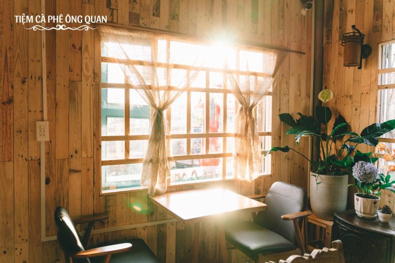 Tiệm Cà phê Ông Quan