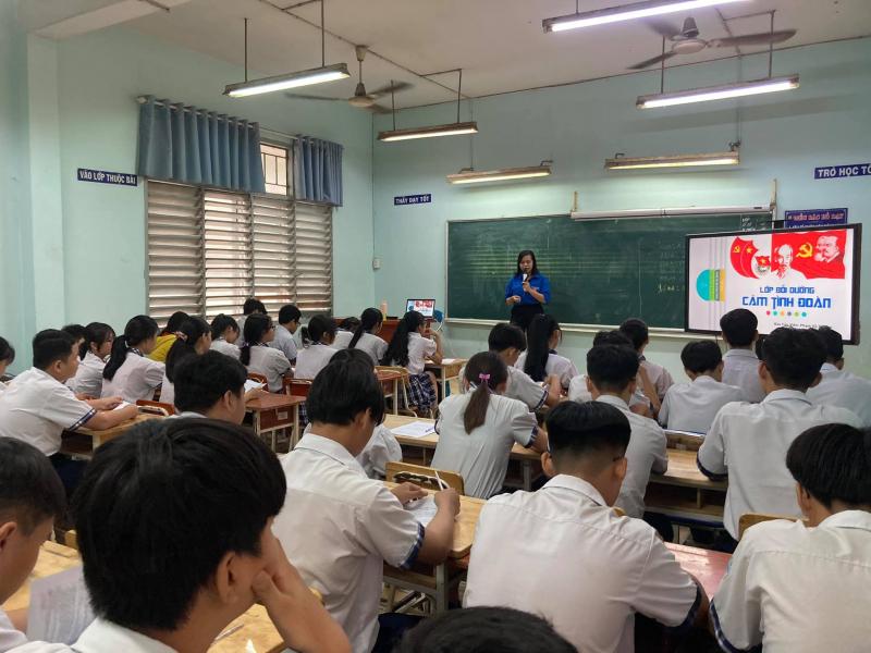 Trường THCS Tam Đông 1