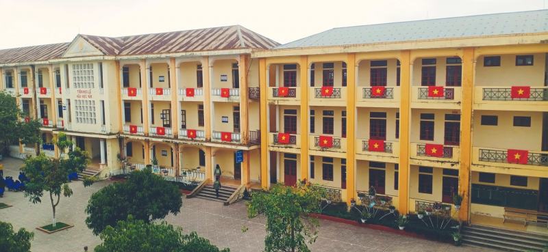 Trường THPT Đặng Thai Mai