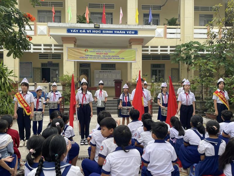 Trường Tiểu Học - THCS Hàm Ninh