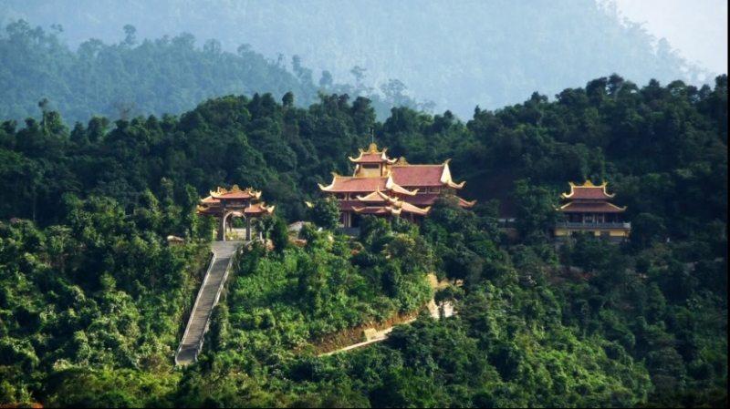 Du lịch Yên Tử Tết 2020